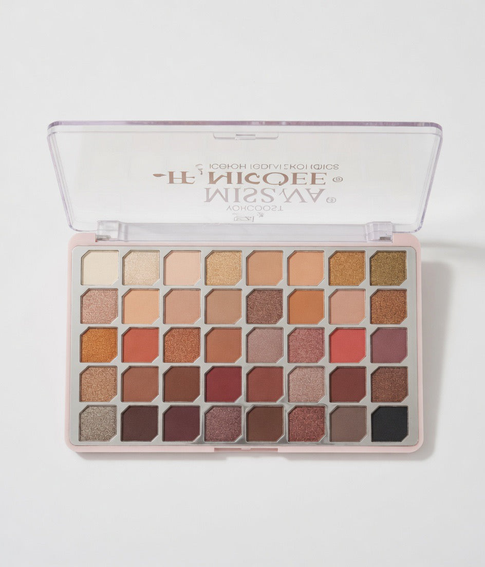 MR 40 Color Eyeshadow Palette