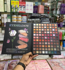 URATM Beauty Eyeshadows palette